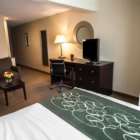 Comfort Suites University Area Notre Dame-South Bend Kültér fotó