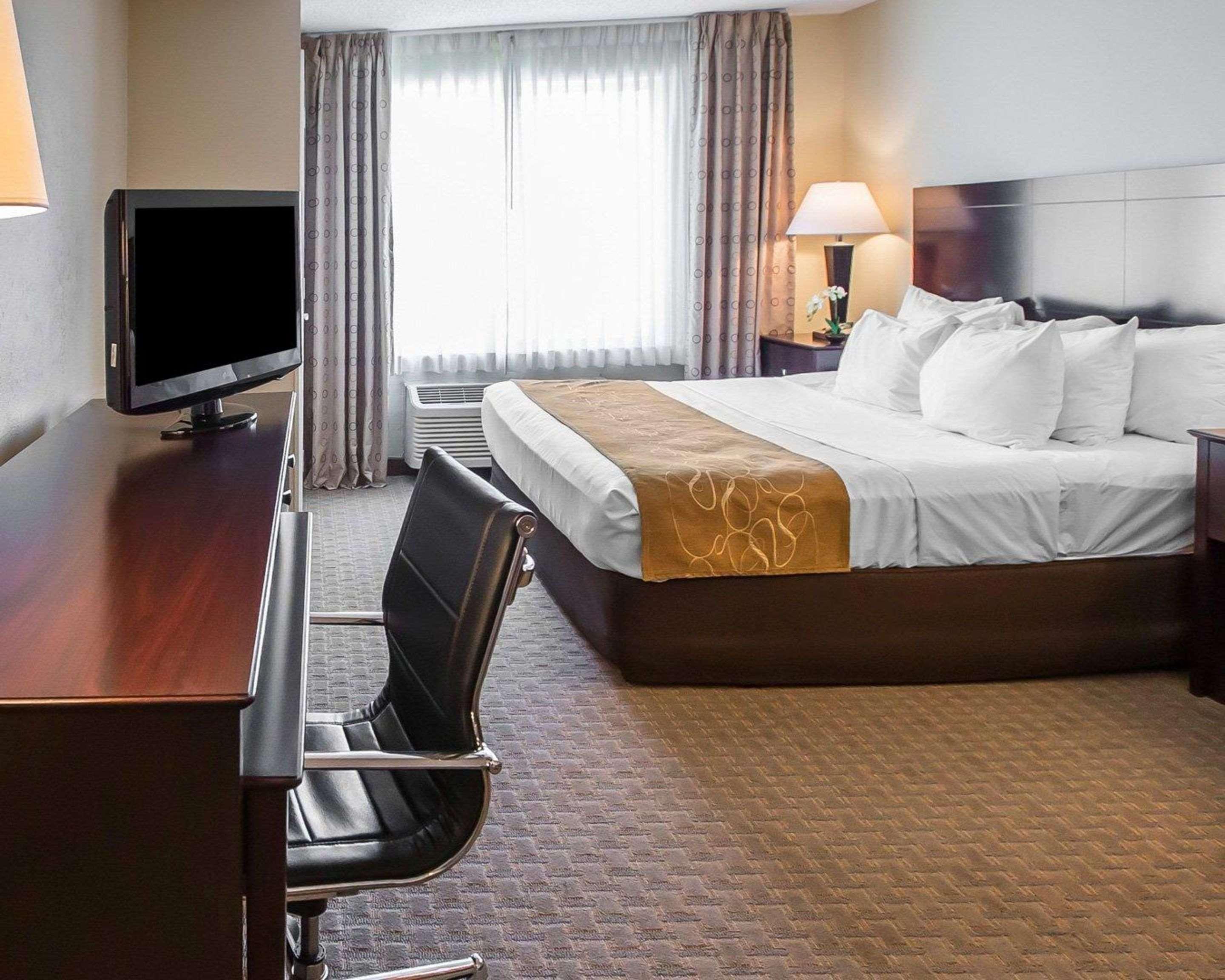 Comfort Suites University Area Notre Dame-South Bend Kültér fotó