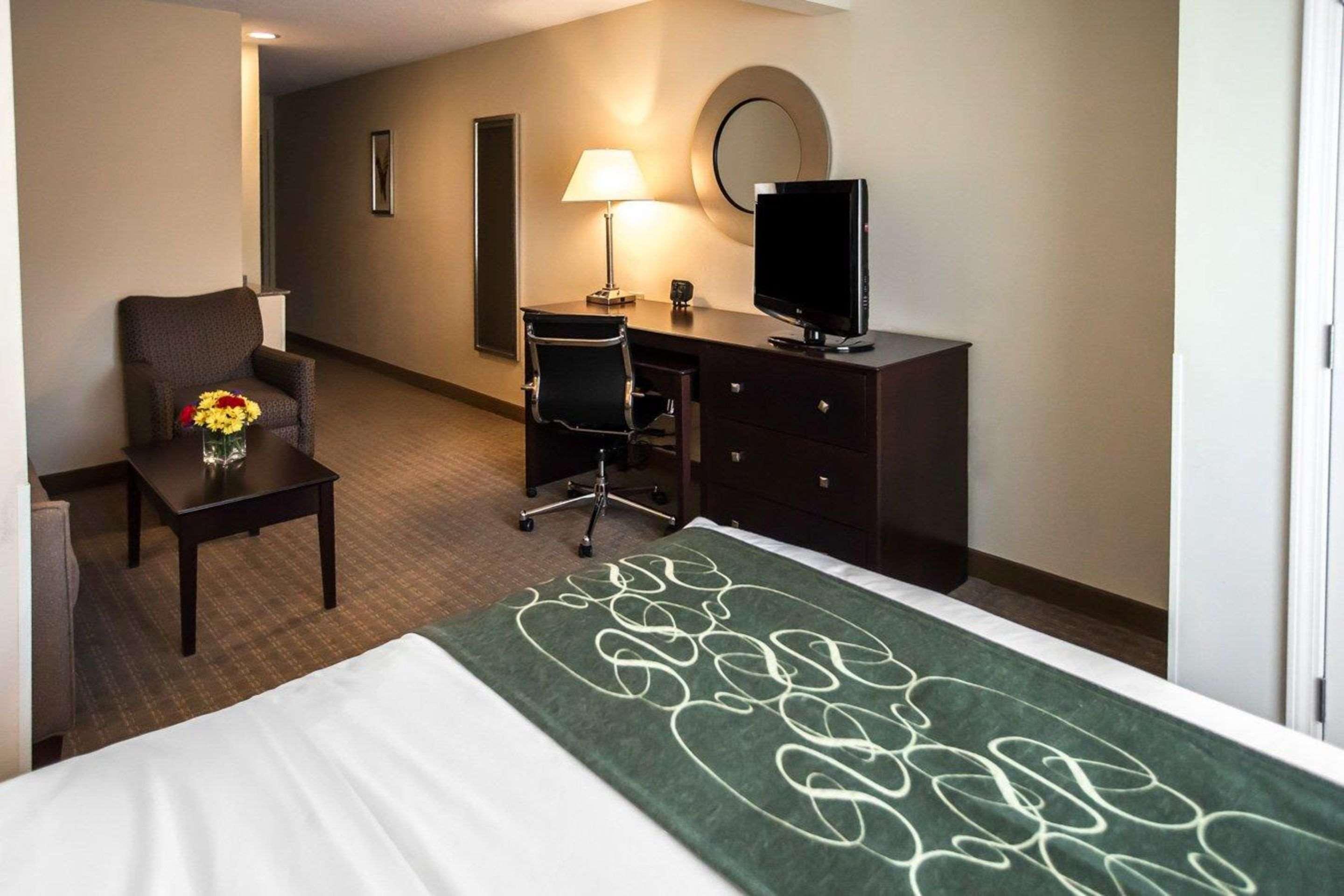 Comfort Suites University Area Notre Dame-South Bend Kültér fotó