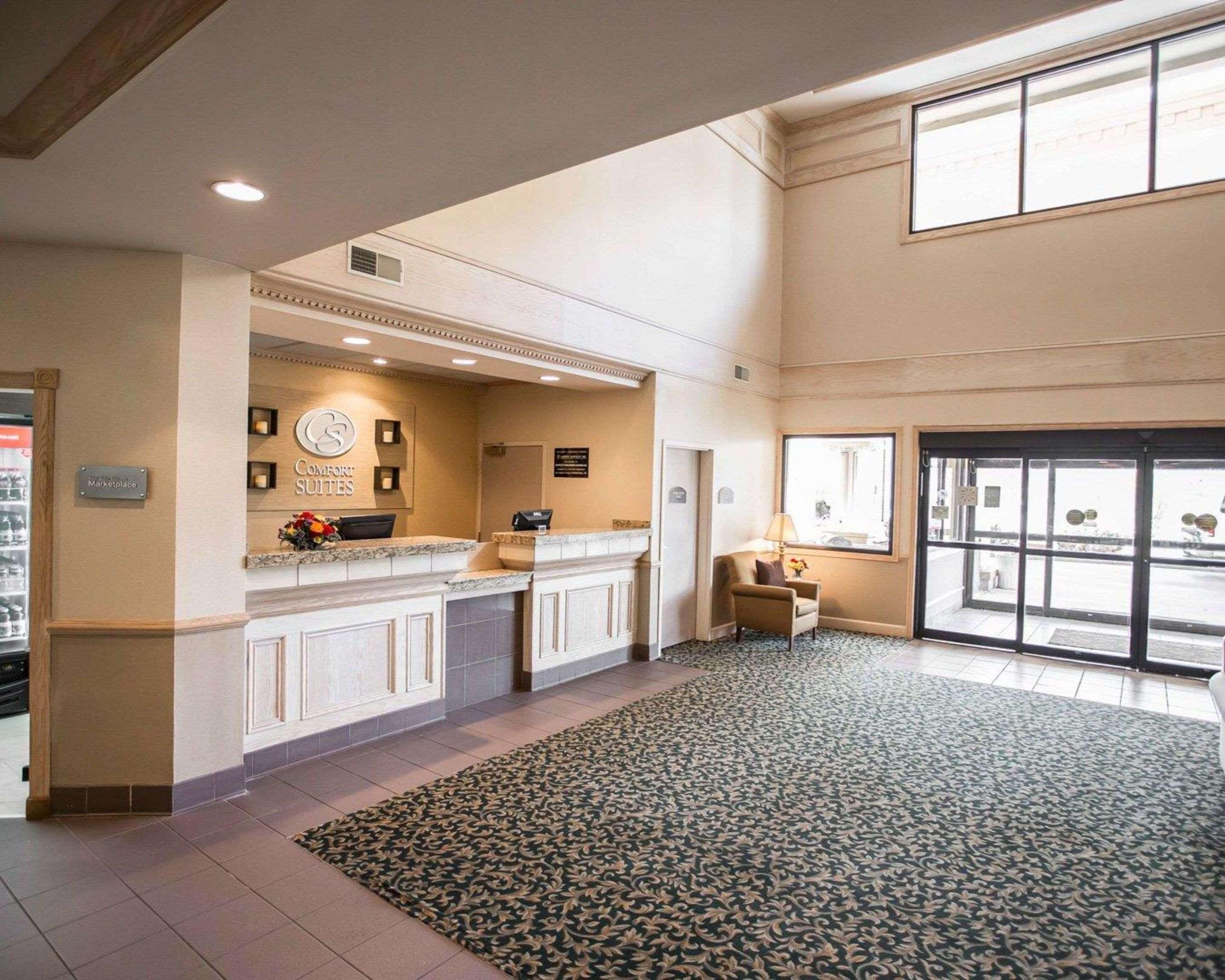 Comfort Suites University Area Notre Dame-South Bend Kültér fotó